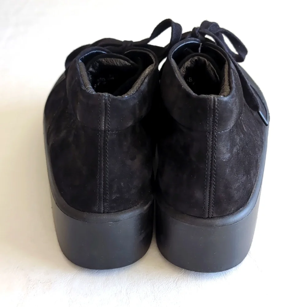 Black Soft Japanese Tokyo Bopper Belly Button Platform Shoes Women's Size 7?
